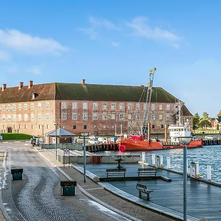 Апартаменты Grannys Harbour View - 1st Floor