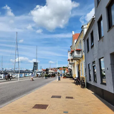 Grannys Harbour View - 1st Floor *