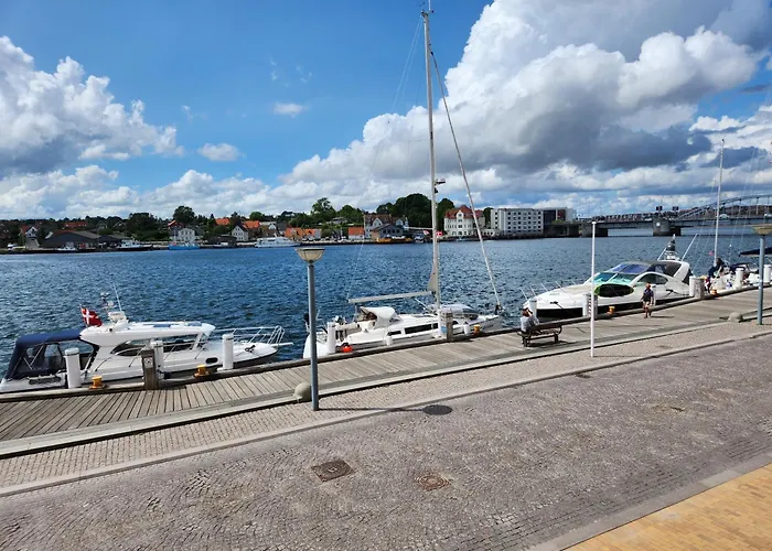 Grannys Harbour View - 1st Floor Apartment